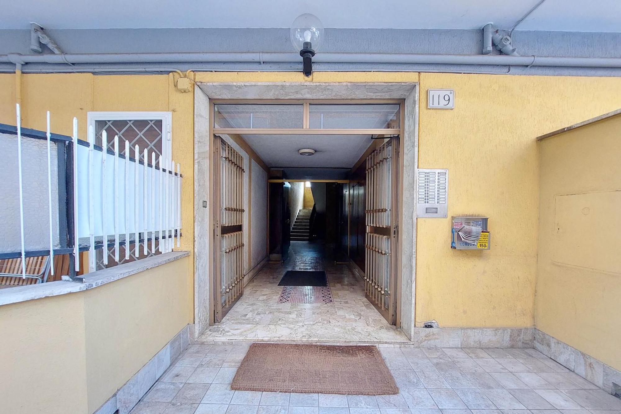 Primavera's Flat *